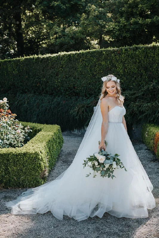Limited Time Discount A Line Court Train Sweetheart Sleeveless Layers Wedding Dresses Limited Time Discount A Line Court Train Sweetheart Sleeveless Layers Wedding Dresses