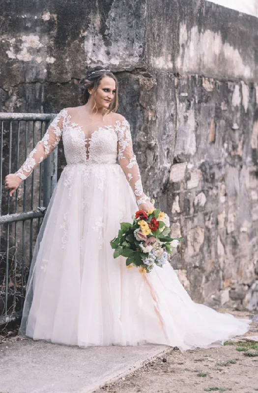 Major Savings Elegant A Line Long Sleeves Plus Size Lace Wedding Dresses