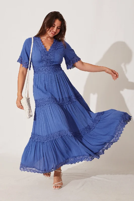 Daily Deals Mona Maxi Dress In Blue
