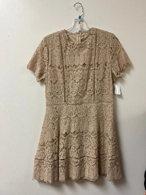 Value Deals Dress Casual Short By Altard State In Cream, Size: L