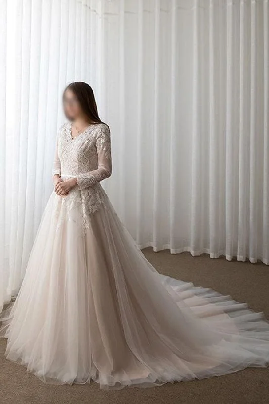Anniversary Sale A Line Chapel Train V Neck Long Sleeve Applique Wedding Dresses