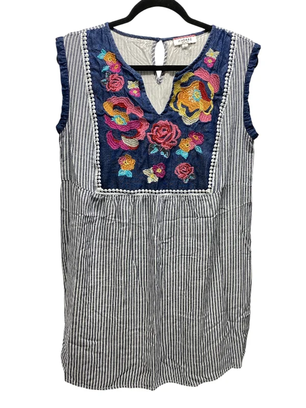 Limited Edition Dress Casual Short By Andree By Unit In Striped Pattern, Size: L
