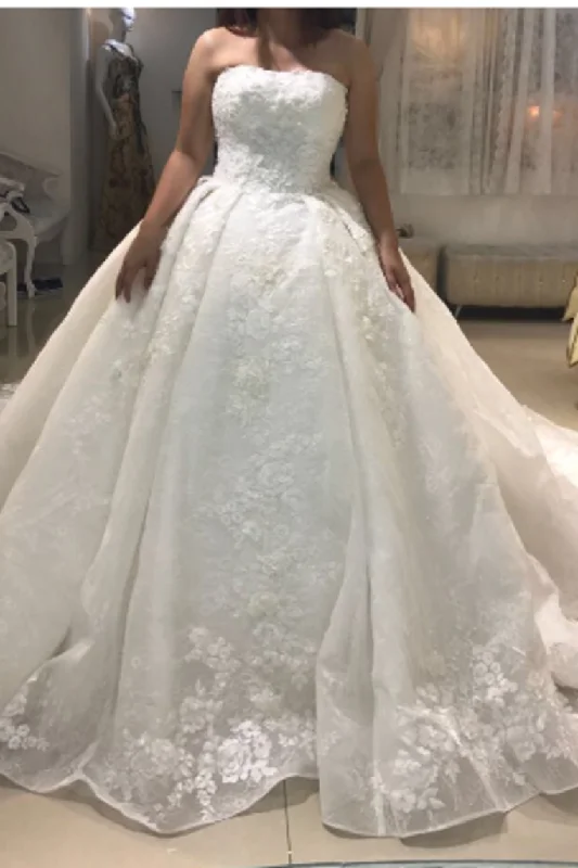 Savings Galore Gorgeous Delicate A Line Strapless Ball Gown With Lace Appliques Wedding Dresses Savings Galore Gorgeous Delicate A Line Strapless Ball Gown With Lace Appliques Wedding Dresses