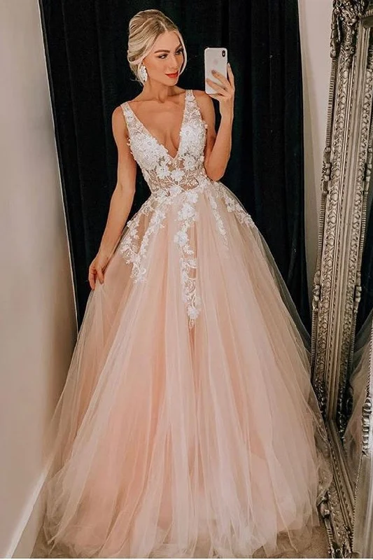 Price Blitz Chic V-neck Sleeveless Lace Appliques Long Princess Prom Dresses