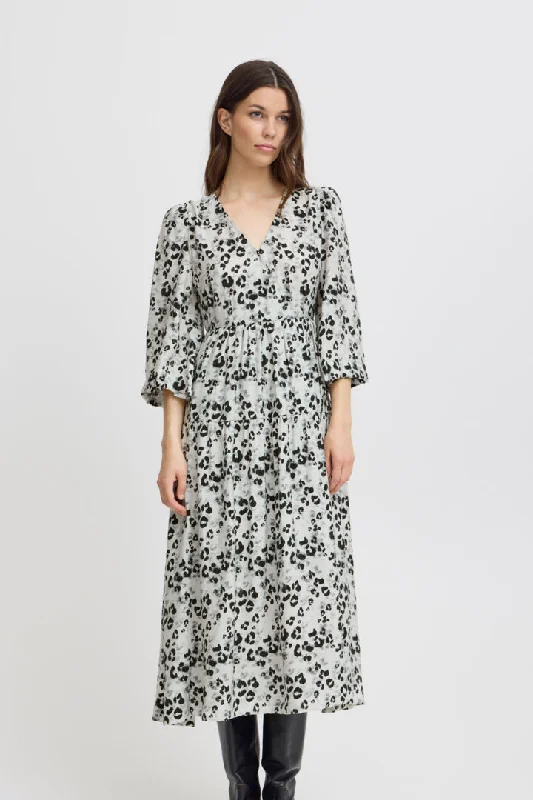 YEAR-End Sale Valor Midi Dress (Sleet Leopard)