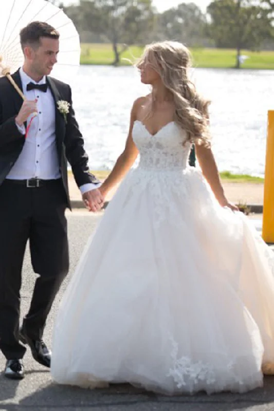 Price Rollback Sweetheart A Line Sleeveless Wedding Dresses Ball Gowns