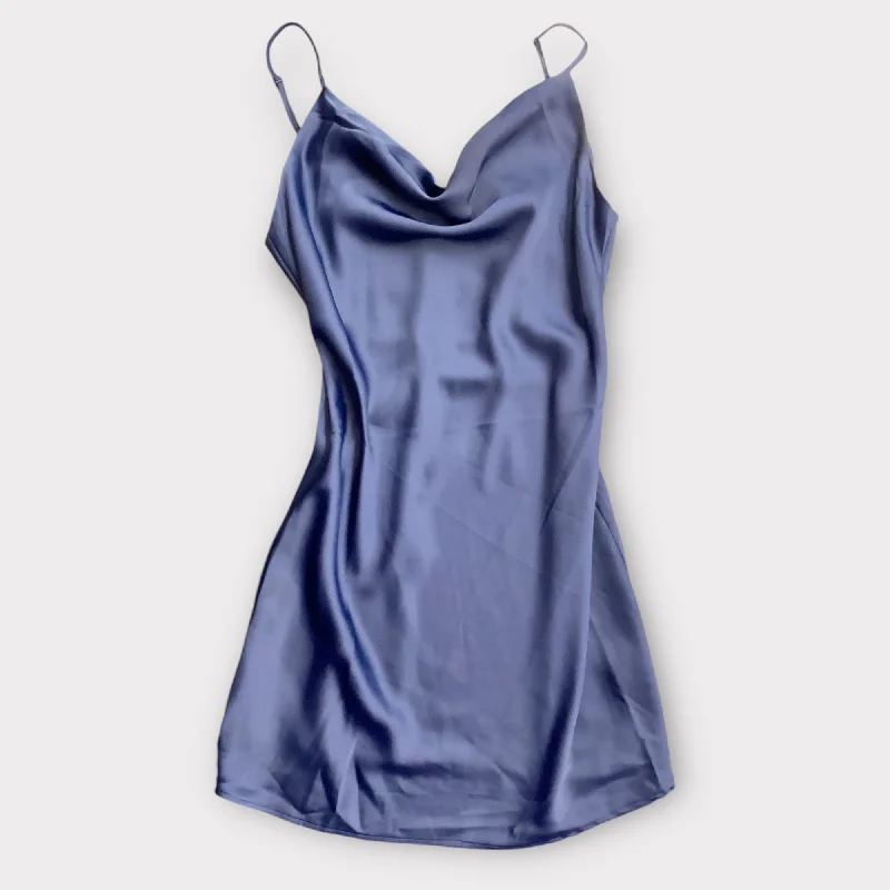 Price Meltdown Dress Casual Short By Urban Outfitters In Navy, Size: M