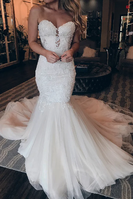 Can't Be Beat Gorgeous Strapless Lace Sweetheart Mermaid Wedding Dresses