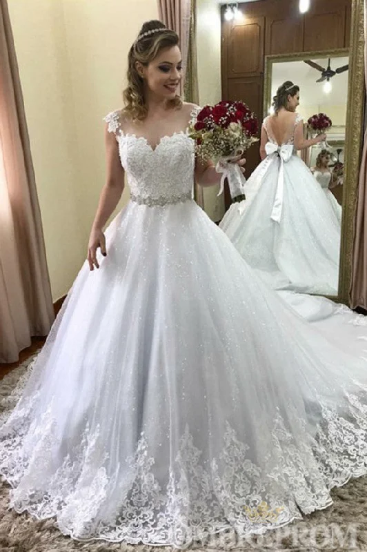 YEAR-End Sale Gorgeous V Back Lace Wedding Dresses with Bowknot