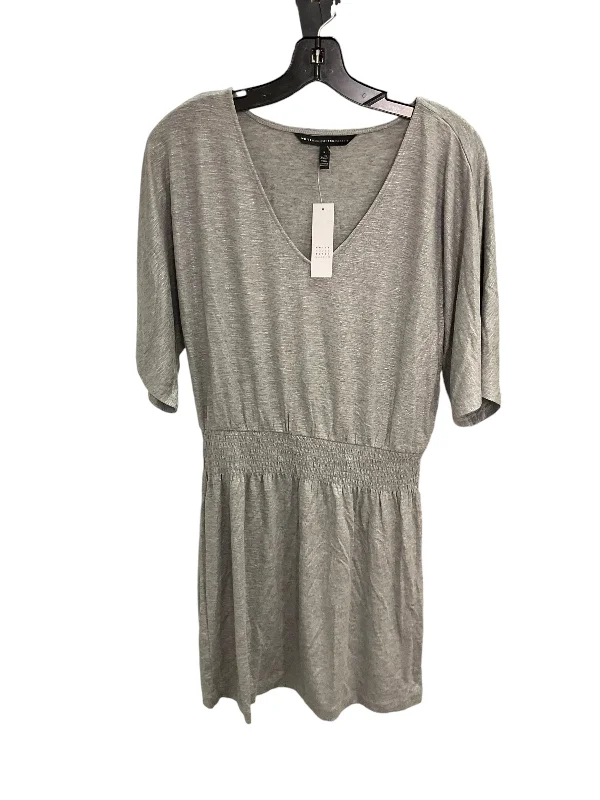 Deal Frenzy Dress Casual Short By White House Black Market In Grey, Size: S