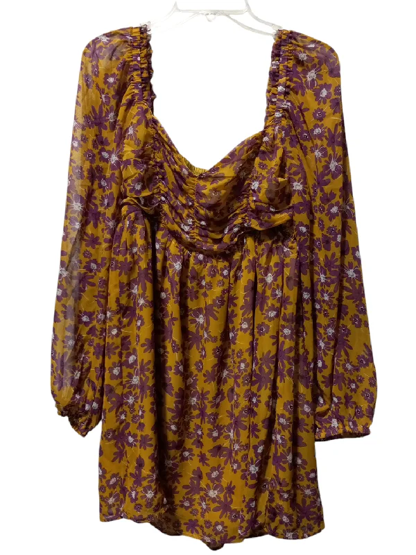 Quick Sale Dress Casual Short By Lush In Floral Print, Size: L