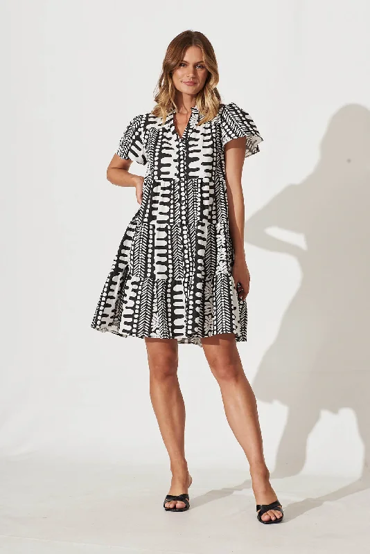Year-End Sale Saldana Smock Dress In Black And White Print Cotton