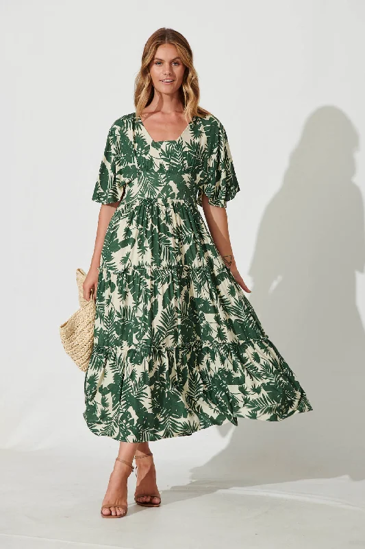 Major Savings Cameo Maxi Dress In White With Green Leaf Print