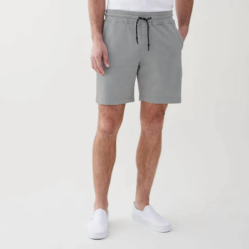 Price Buster Chuck Pull On Short In Grey
